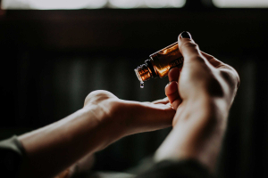 Essential Oils Application: Best Spots for Your Body